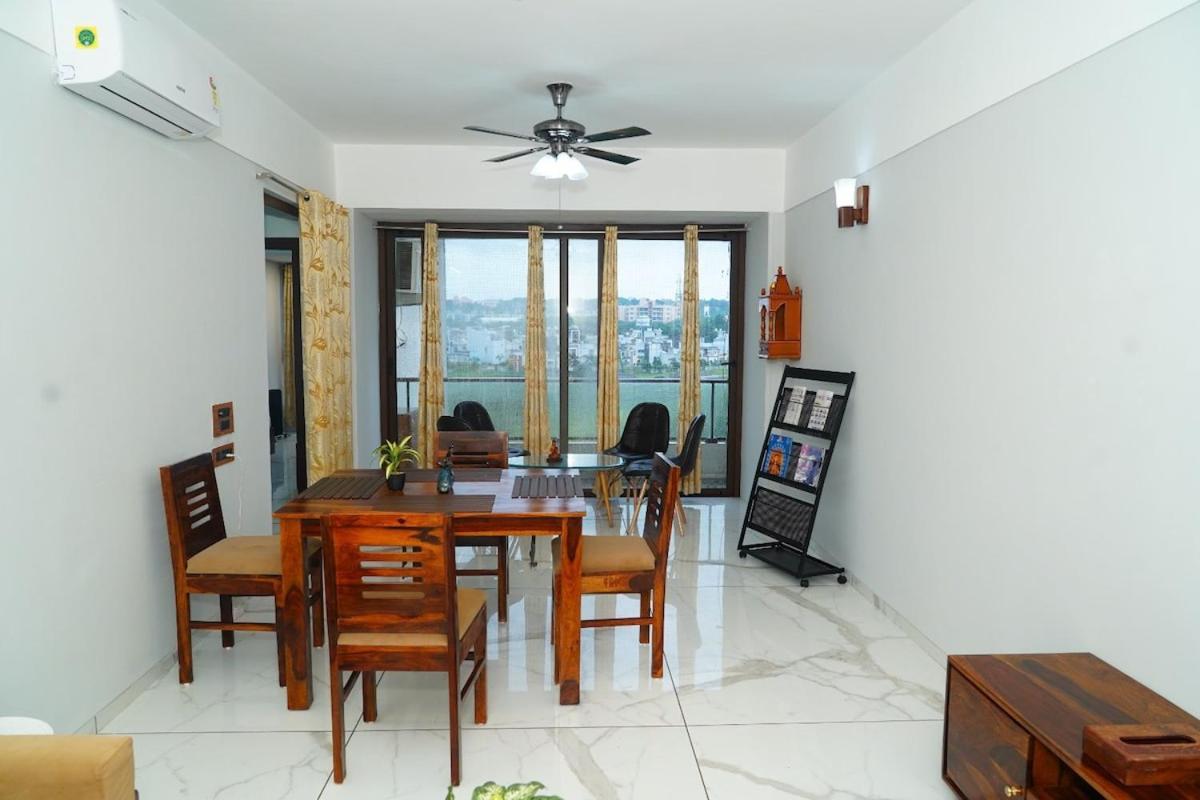 Apartment Executive Retreat