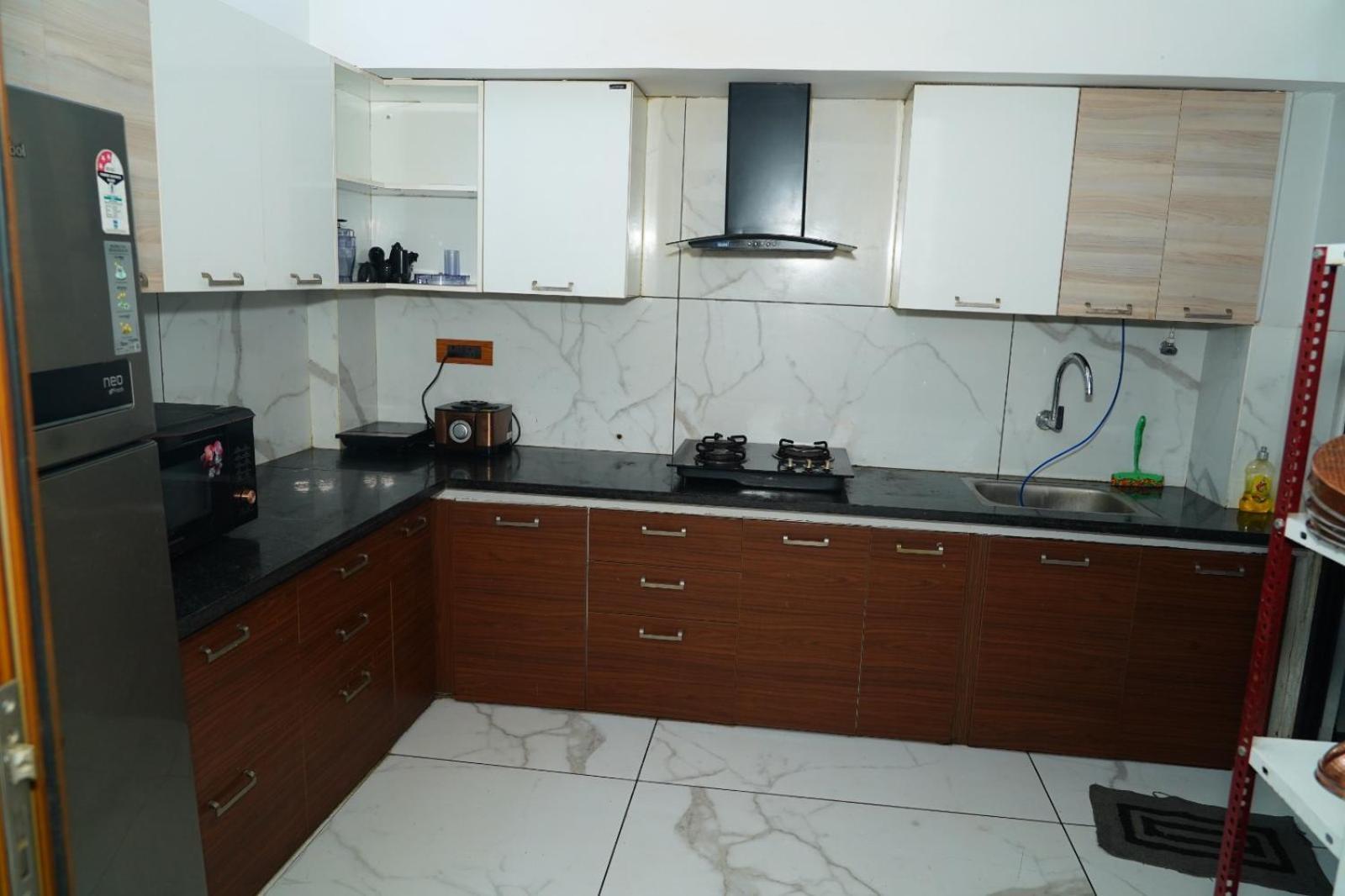 Apartment Executive Retreat Indore