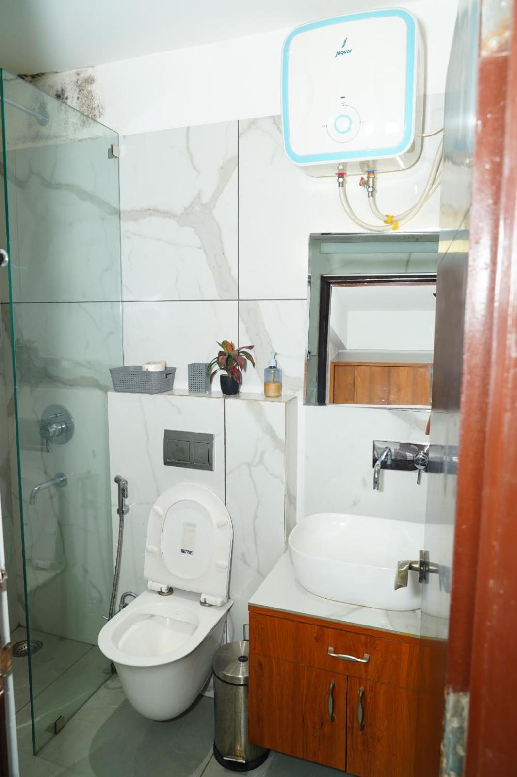 Apartment Executive Retreat
